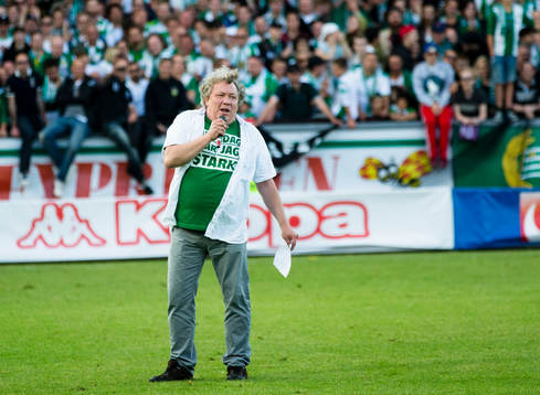 Leif Andrée håller ett tal