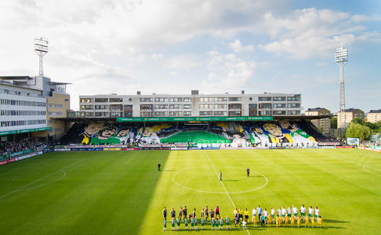 Hammarby tifo på norra läktaren innan matchen mellan