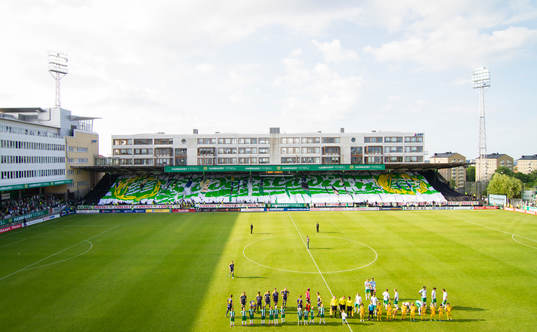 Hammarby tifo på norra läktaren innan matchen mellan