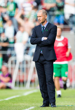 Hammarbys tränare Gregg Berhalter i matchen mellan