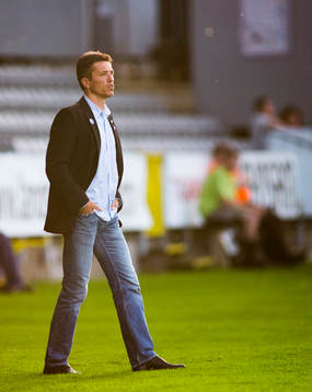 Jönköpings tränare Mats Gren i matchen mellan Landskrona