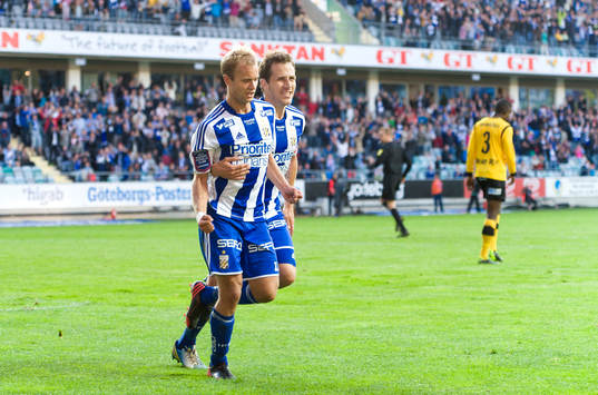 IFK Göteborgs Robin Söder och Tobias Hysén jublar