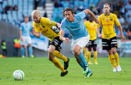 Elfsborgs Johan Larsson och Malmö FFs Dardan Rexhepi