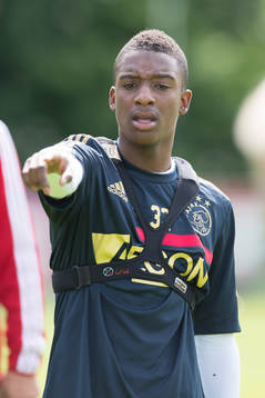 AMSTERDAM , Eerste training Ajax , 25-06-2013 , Sportpark