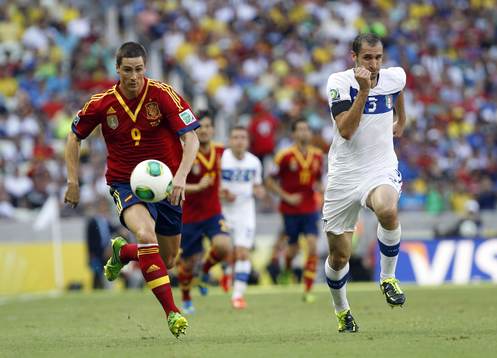 FERNANDO TORRES / Giorgio CHIELLINI  - 27.06.2013 - Espagne