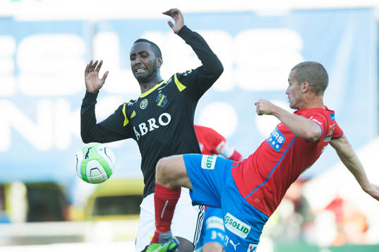 Henok Goitom, AIK, och Christoffer Andersson, Helsingborg