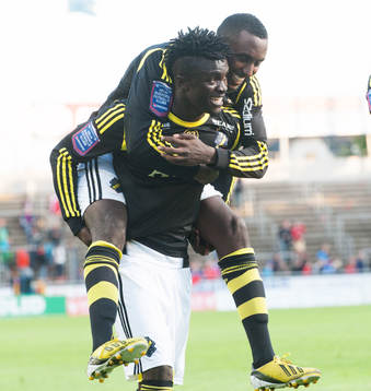 Kwame Karikari, AIK, matchhjälten, grattas av Henok Goitom