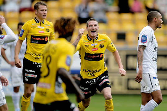 Elfsborgs James Keene jublar