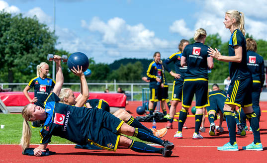 Sveriges Jenny Hjohlman fystränar