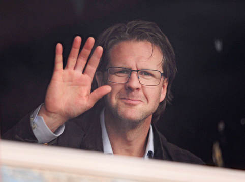 Malmö FFs tränare Rikard Norling spionerar på laget