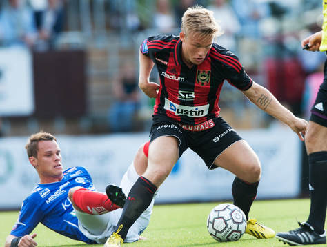 Nicklas Bärkroth, Brommapojkarna