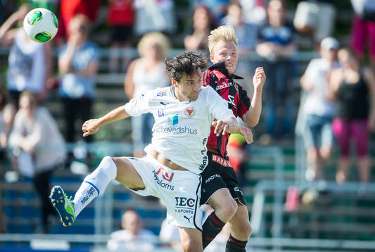 Bläddra bland fler bilder av Fotboll, Allsvenskan, Brommapojkarna - Kalmar