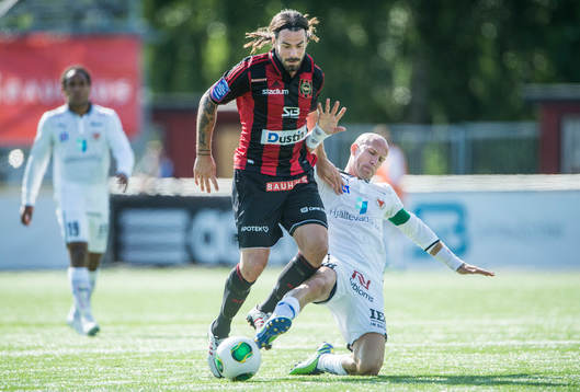 Brommapojkarnas Andreas Eriksson och Kalmars Henrik