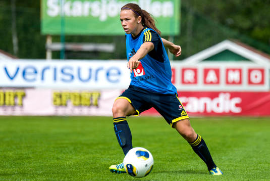 Jessica Samuelsson med bollen
