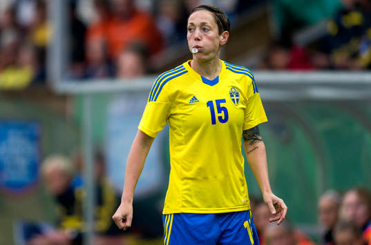 Sveriges Therese Sjögran spottar