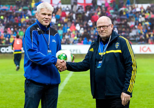 Prisutdelning i halvtid