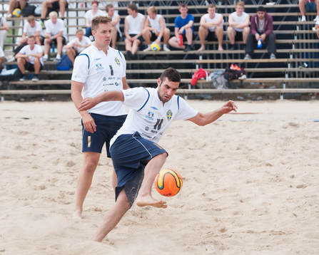 Sand, fotboll, närkamp, havsmiljö