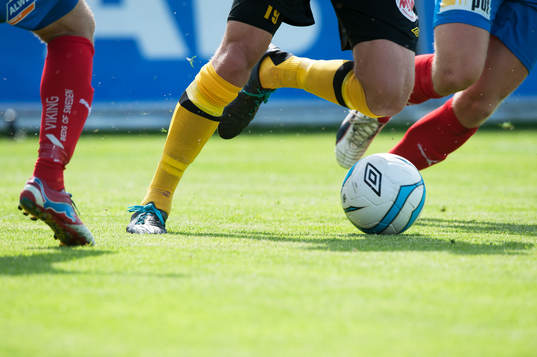 Fot, fotboll, fotbollsskor, fotbollsstrumpor, i