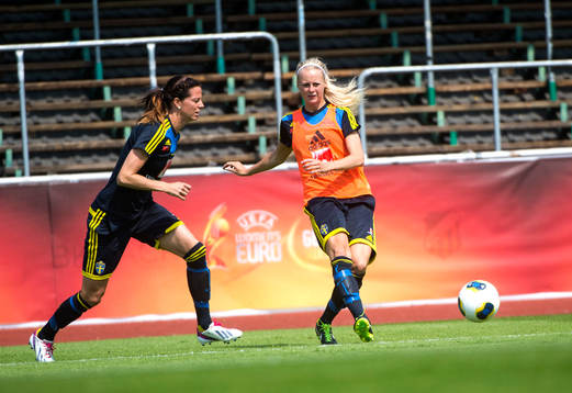 Lotta Schelin och Amanda Ilestedt
