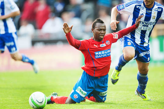 Nordin Gerzic, IFK Göteborg, river ner May Mahlandu,