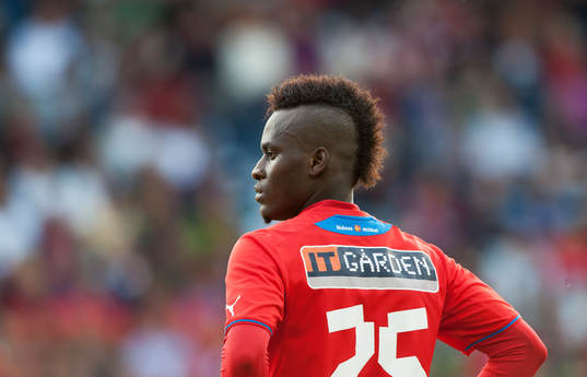 David Accam, Helsingborg, häftig frisyr, i
