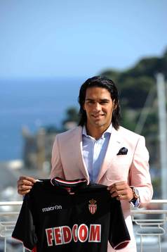 Radamel Falcao - 09.07.2013 - Presentation des nouvelles