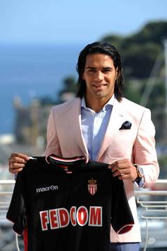 Radamel Falcao - 09.07.2013 - Presentation des nouvelles
