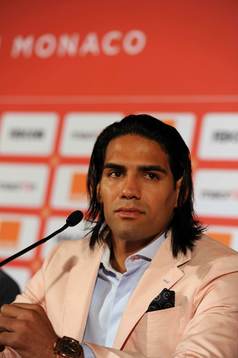 Radamel Falcao - 09.07.2013 - Presentation des nouvelles