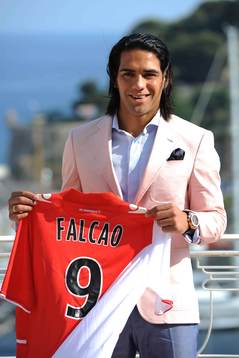 Radamel Falcao - 09.07.2013 - Presentation des nouvelles