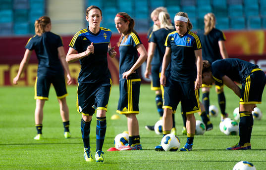 Sveriges Therese Sjögran joggar
