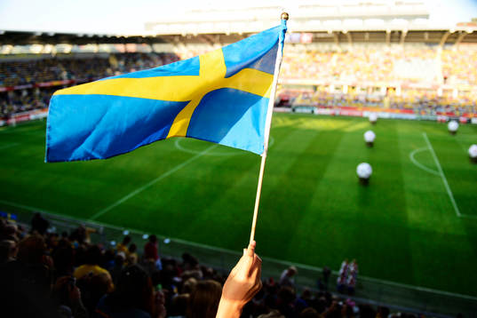 Sveriges flagga på Gamla Ullevi innan matchen mellan