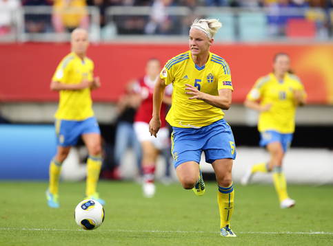 Sveriges Nilla Fischer i matchen mellan Sverige och Danmark