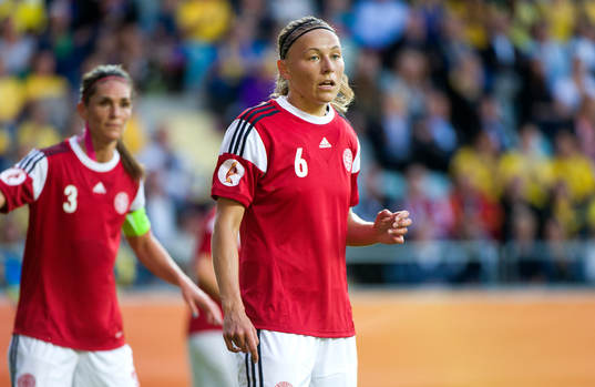 Danmarks Mariann Knudsen i matchen mellan Sverige och