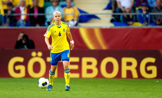 Sveriges Sara Thunebro i matchen mellan Sverige och Danmark