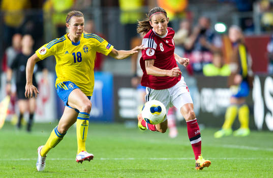 Sveriges Jessica Samuelsson jagar