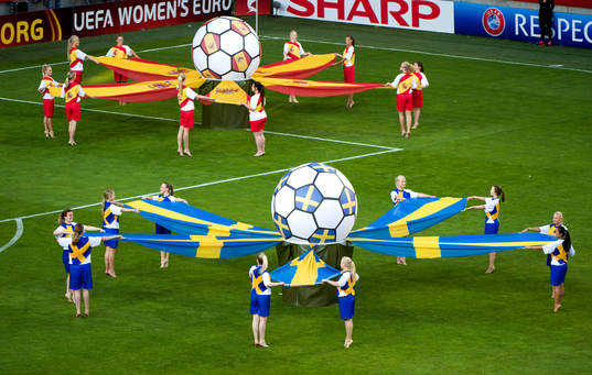 Invigning innan matchen mellan Sverige och Danmark