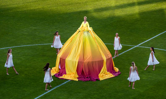 Invigning innan matchen mellan Sverige och Danmark