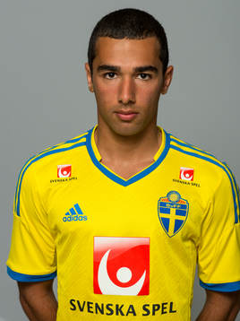 Lukman Murad spelar i det svenska P17 landslaget i fotboll