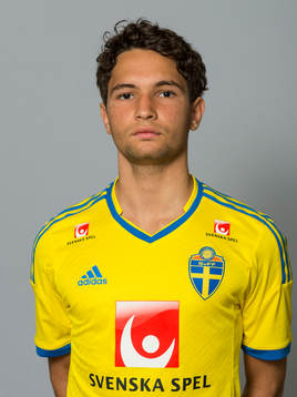 Marijan Cosic spelar i det svenska P17 landslaget i fotboll