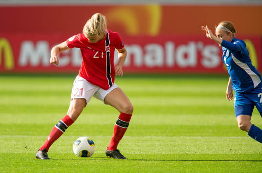 Ada Hegerberg, Norge, Sif Atladóttir, island