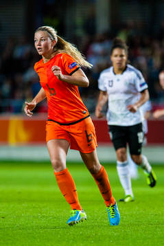 Hollands Anouk Hoogendijk i matchen mellan Tyskland och