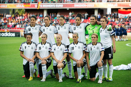 Dzsenifer Marozsán, Nadine Kessler, Annike Krahn, Célia