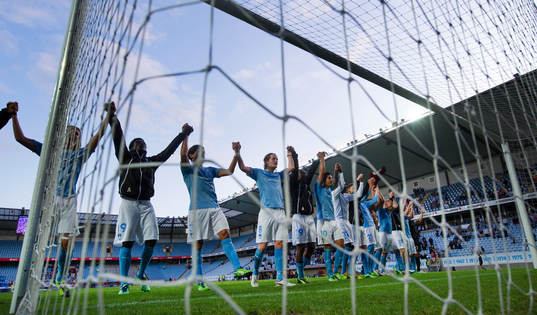 Malmö FFs spelare tackar publiken