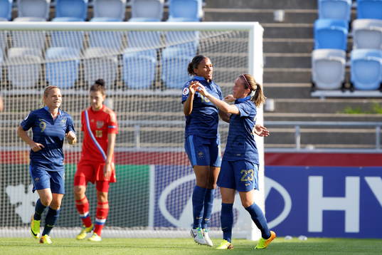 Mål 1-0 av Frankrikes Marie-Laure Delie, här med