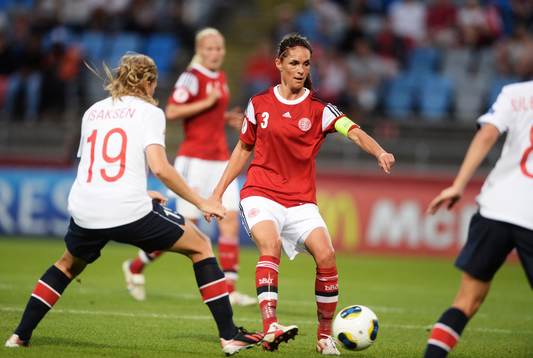 Danmarks Mia Brogaard och Danmarks Katrine Söndergaard