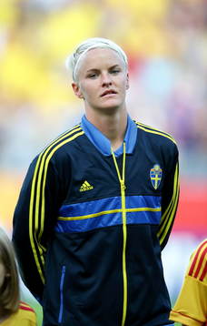 Sveriges Nilla Fischer i matchen mellan Sverige och Finland