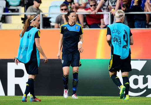 Sveriges Kosovare Asllani Lotta Schelin Nilla Fischer innan