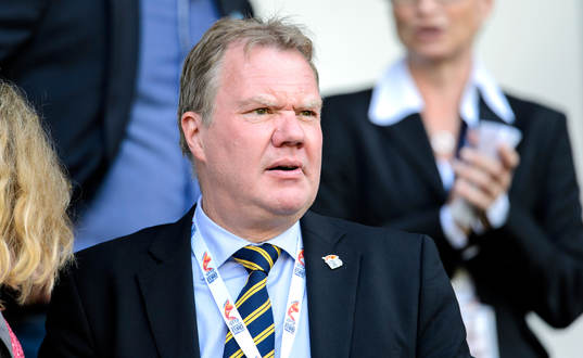 Fotbollförbundets ordförande Karl-Erik Nilsson innan