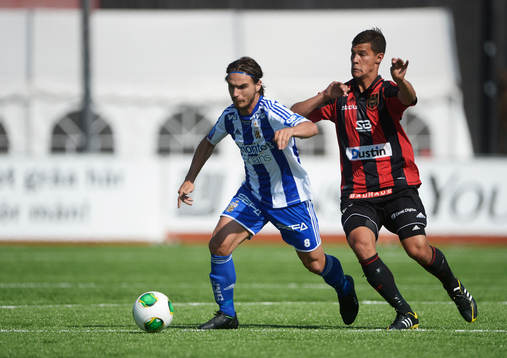 IFK Göteborgs Nordin Gerzic och Brommapojkarnas Mauricio