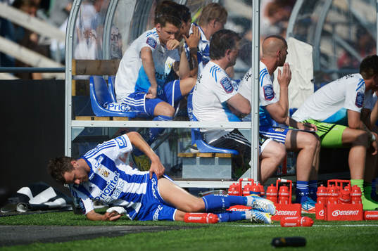 IFK Göteborgs  Pontus Farnerud byts ut p g a sin onda